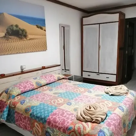 La Cruz Guest house