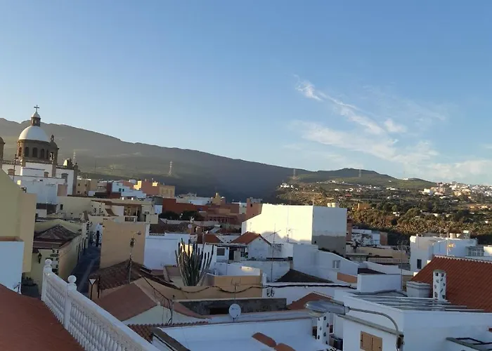 La Cruz 3*